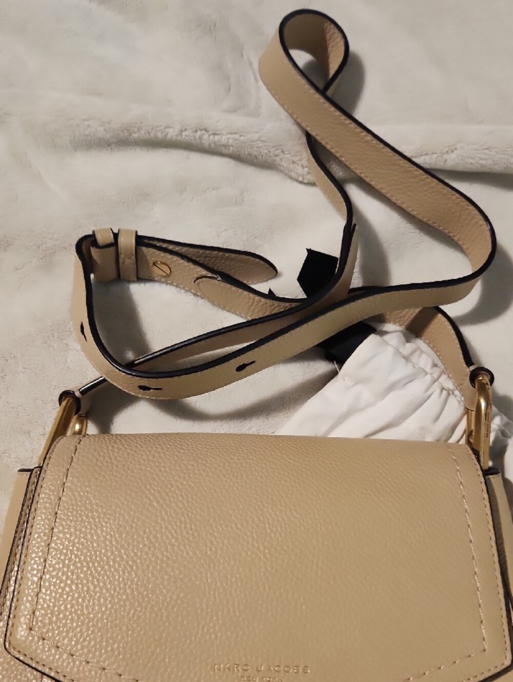 Marc Jacobs Neutral Beige Pebbled Leather Saddle Bag - Picture 10 of 10
